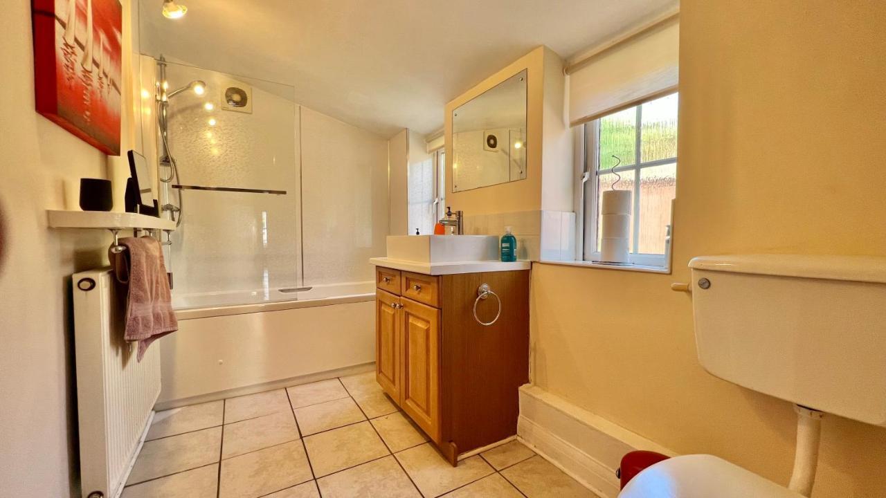 Holiday home 3 Bedroom Character Townhouse On Edge Of Blackdown Hills Wellington (Somerset)